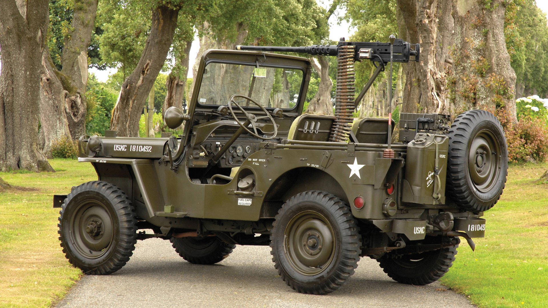 爱游戏官方网站-巴黎圣日耳曼创队史最佳赛季战绩，连续18场不败登顶法甲，巴黎圣日耳曼队首发阵容