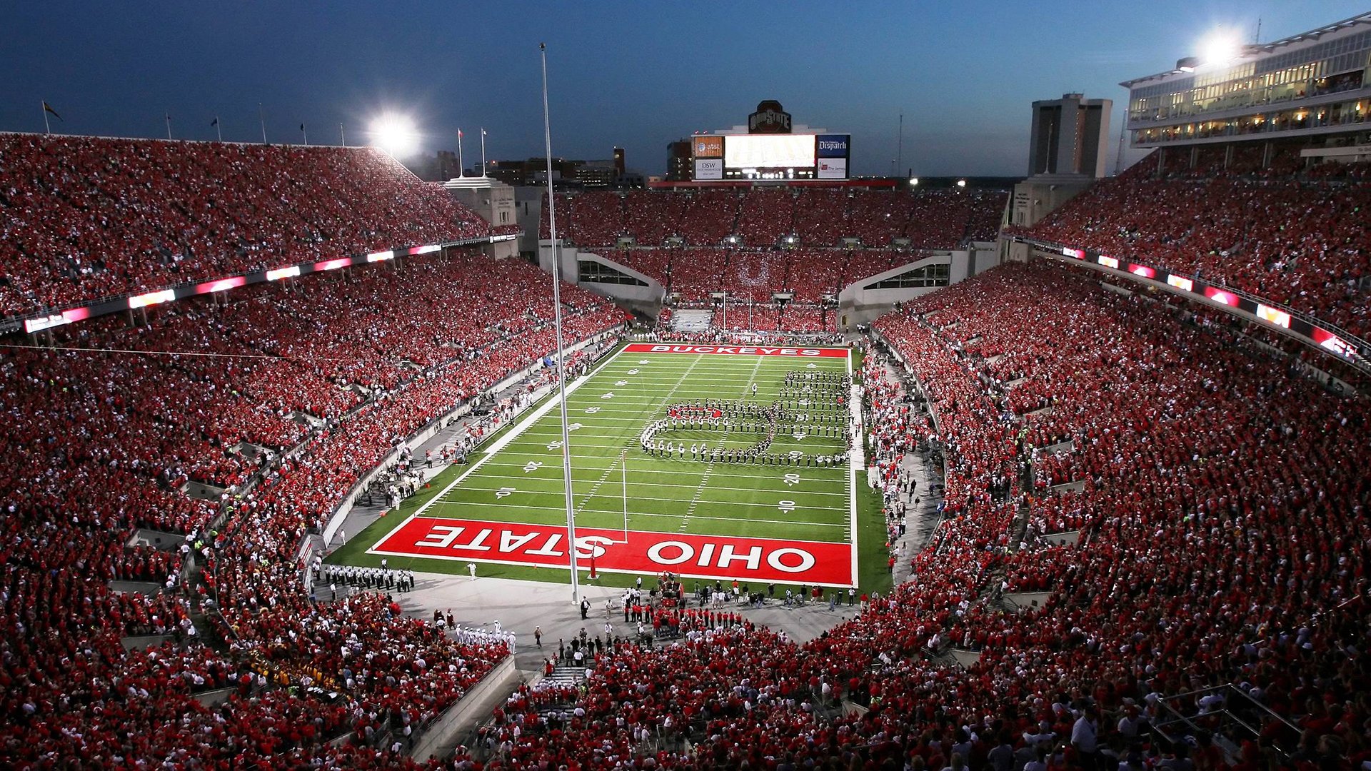 爱游戏下载-美国反曲弓女队在世界射箭锦标赛中获得银牌，美国hoyt formula rx的反曲弓